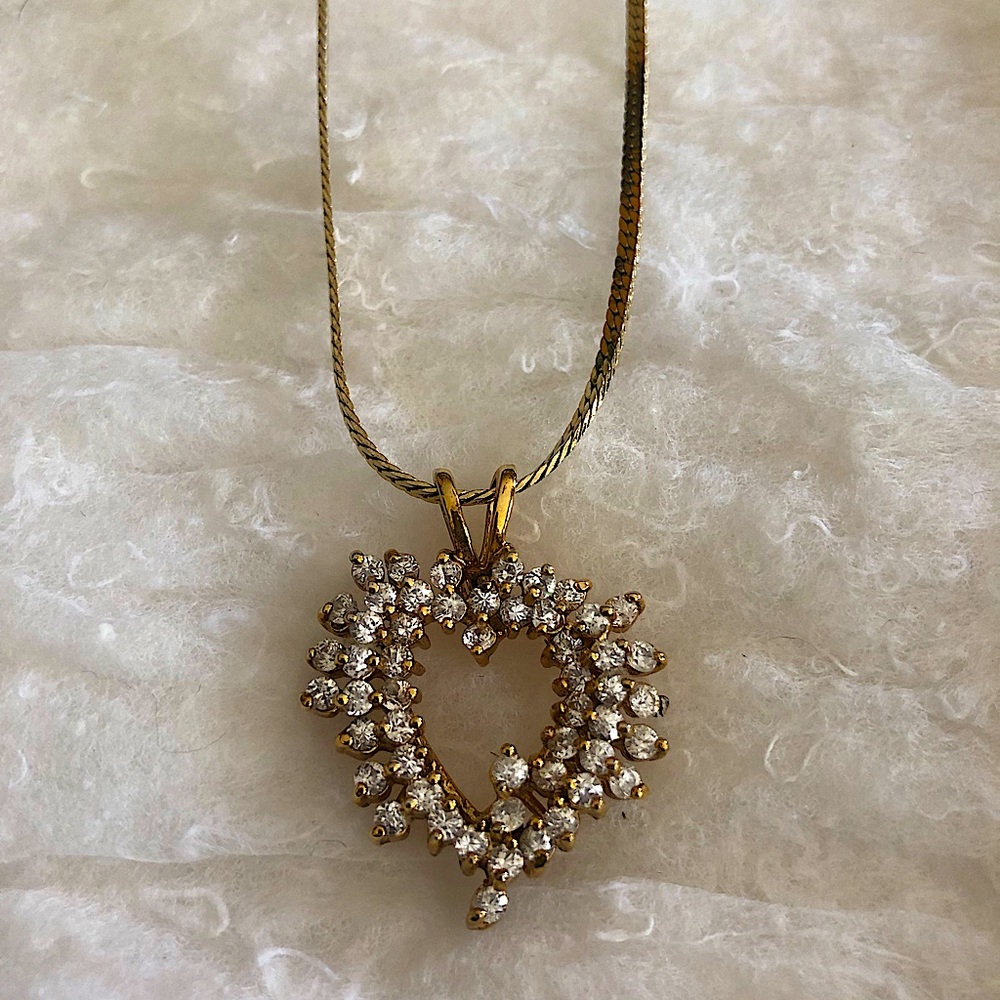 Vintage gold rhinestone heart necklace